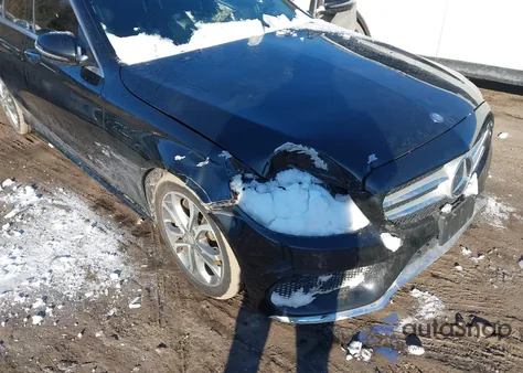 2016 Mercedes-Benz C 300 Sport 4Matic из США, поврежденный, VIN 55SWF4KB4GU176266